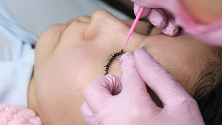 Eyelash Tinting